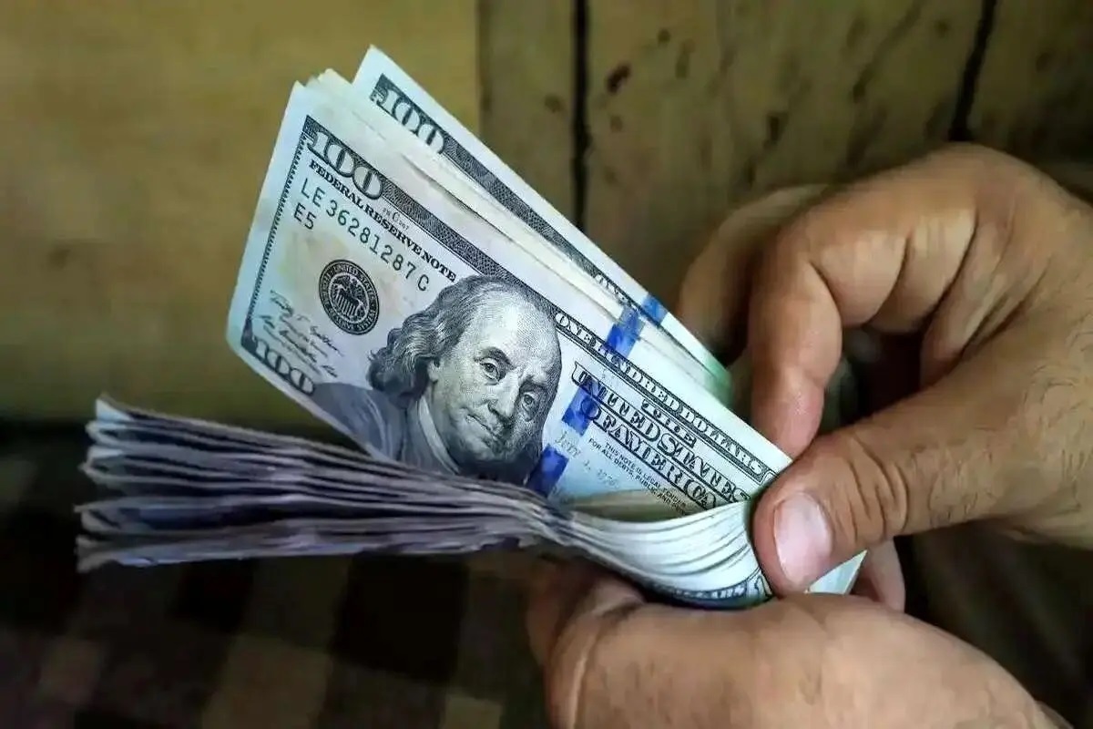 آخرین قیمت رسمی دلار ۱۲ شهریور ۱۴۰۴